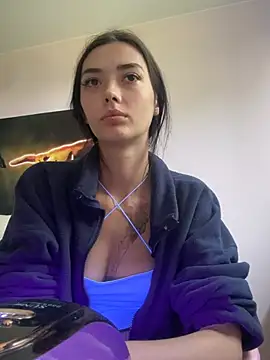HoTMiA666's Live XXX Chat