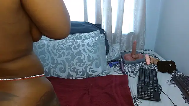 Živý XXX chat NaughtySisters