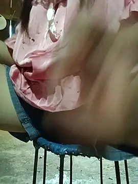 Jooj- Live XXX-chat
