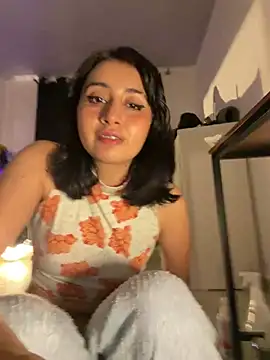 צ'אט XXX  בשידור חי של kaori_77
