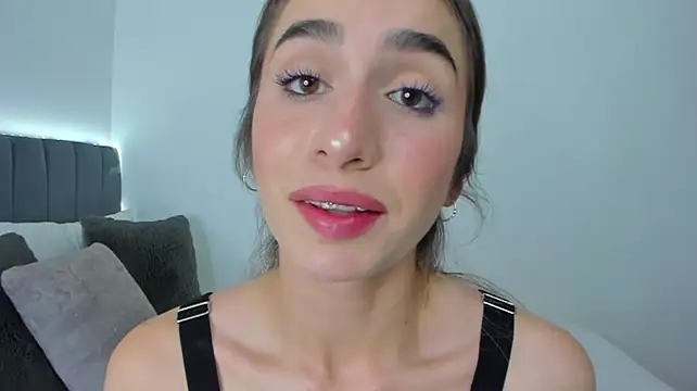Chat +18 de im_sarah34 ao vivo