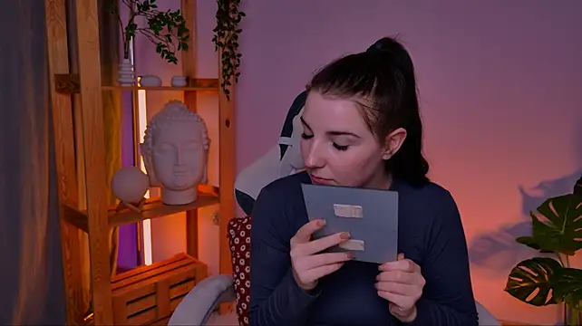 AliceChanel Chat XXX in diretta