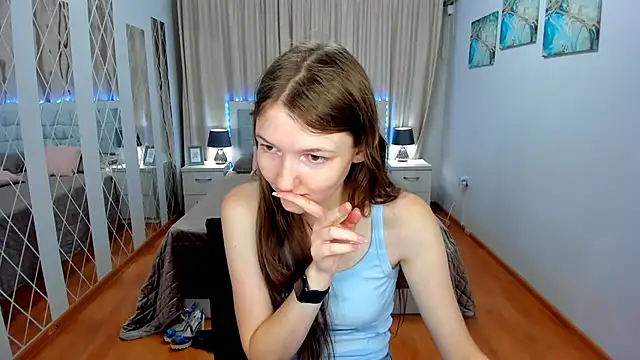 NikaRain's Live XXX Chat
