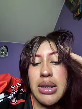 Leyla_collinss_ Chat XXX in diretta