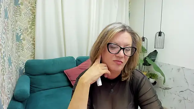 LeaPure Live XXX-chat