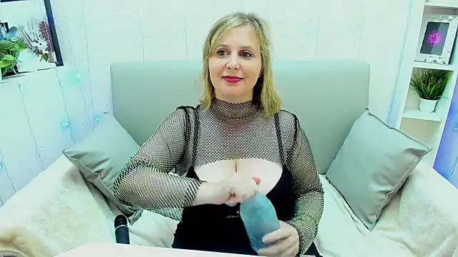 دردشة Erika_Lov الجنسية المباشرة