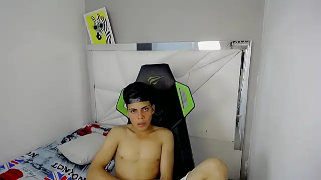 Chat XXX ao vivo de RyanFlirty