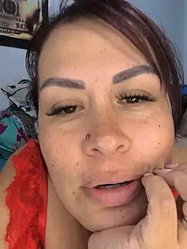 Natymendoza998 Adlı Modelin Canlı XXX Sohbeti