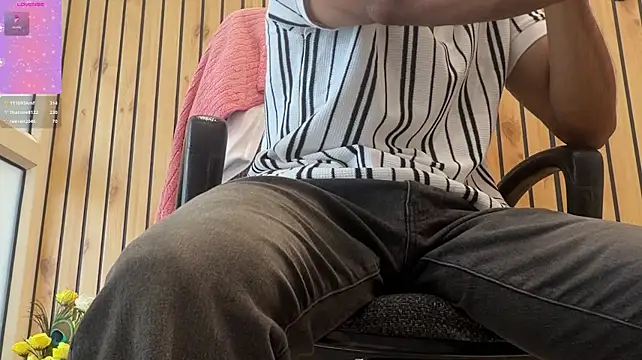 دردشة DevilsFavoriteBoy الجنسية المباشرة