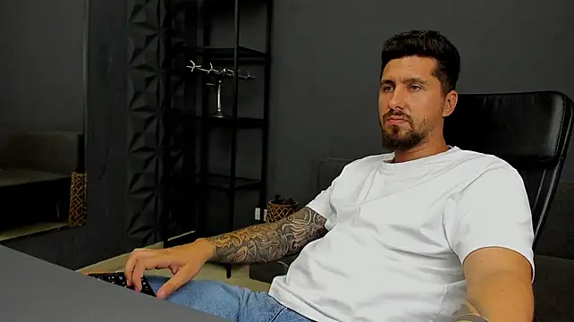Chat XXX Live LoganStroud