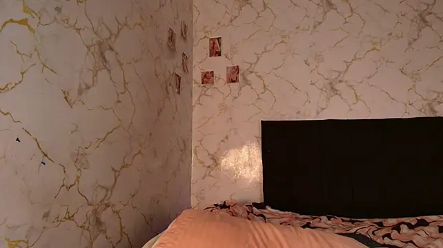 Chat XXX ao vivo de cinniaa_