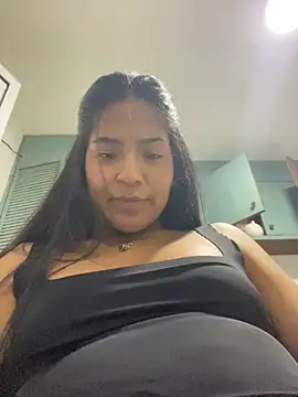 Chat XXX en directo de LeahBar