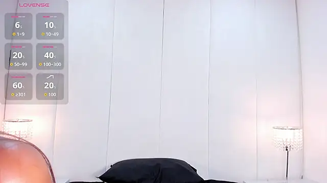 Evaa_Martinez 现场XXX聊天