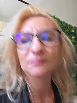XXX chat uživo modela KaylinJan