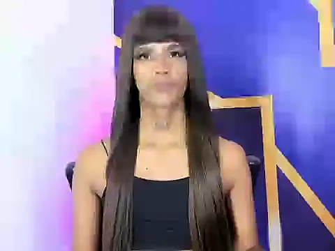 Tatihanaperez Adlı Modelin Canlı XXX Sohbeti