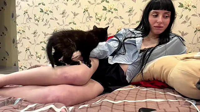 WanettaNeary's Live XXX Chat