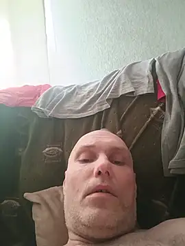 Chat +18 de Holes_Fucker ao vivo