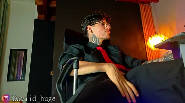 david_hugeのライブXXXチャット