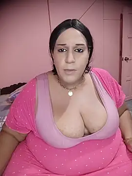 Strongshemailn Live XXX chat