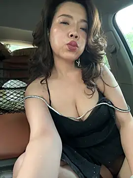 Chat +18 de anna_kk ao vivo