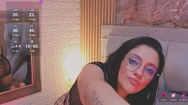 AndreinaLopezz's Live XXX Chat