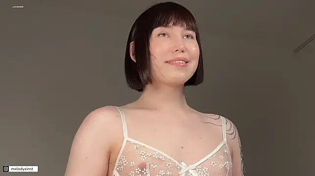 צ'אט XXX בשידור חי של melodyxlove
