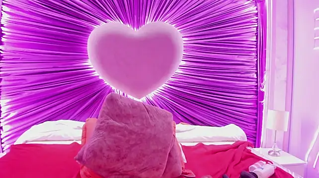 צ'אט XXX בשידור חי של Lushi_Love