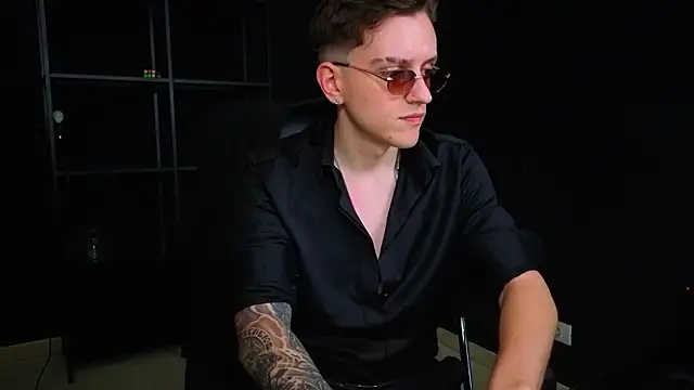 FelixStarkk's Live XXX Chat