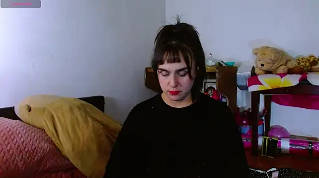 Chat +18 de collette_beaufoy_ ao vivo