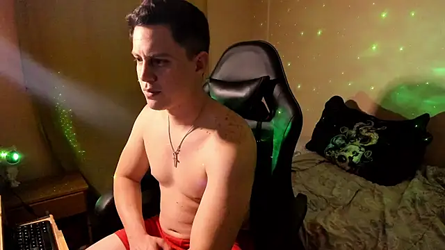 KendricTorres Adlı Modelin Web Kamerası Şovu