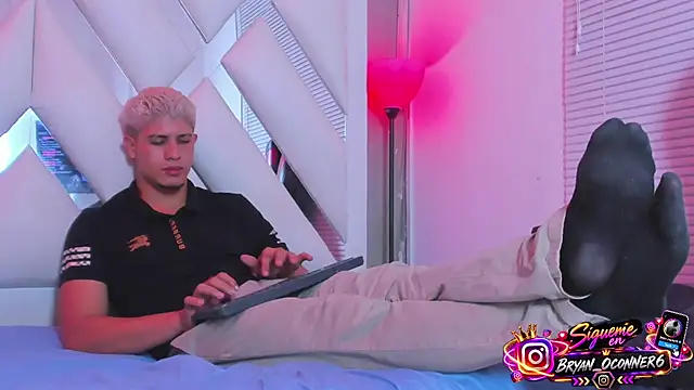 dominic_connor Adlı Modelin Canlı XXX Sohbeti