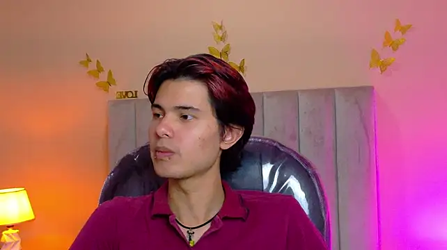 แชท XXX สดของ Derek_Sinn