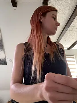 Chat XXX ao vivo de LeylaSquirtyBirty