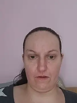 BustyLadyAlma Chat XXX live