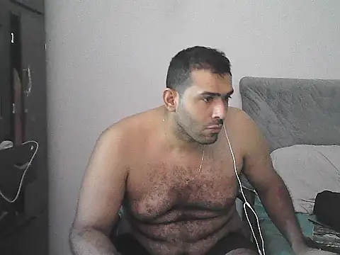 alphalatinobearx Adlı Modelin Canlı XXX Sohbeti