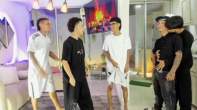 Houseofwarrios – Naživo XXX chat