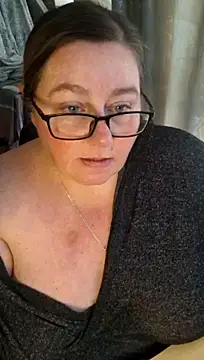 Iceprincess2bad4u XXX чат на живо