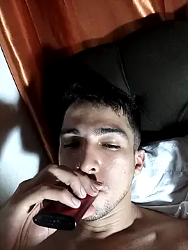 XXX chat uživo modela Tchutom