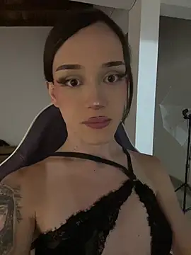 Baby_luxury's Live XXX Chat