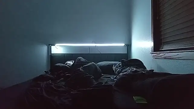 stoner_420 ল  াইভ XXX চ্যাট