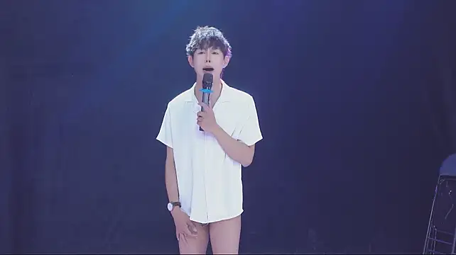 NCT-111 élő XXX-chatje