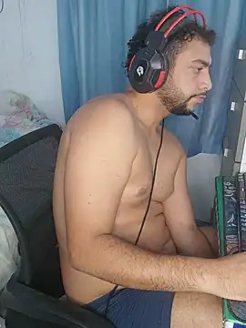 Chat +18 de lzinrj ao vivo