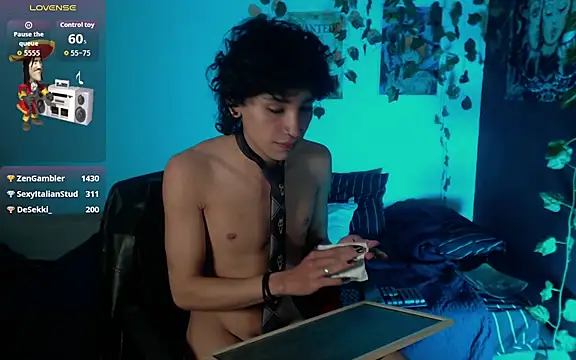 JohnnyJones_ Live XXX-chat