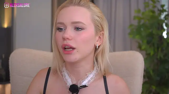 LexieLoree Chat XXX in diretta