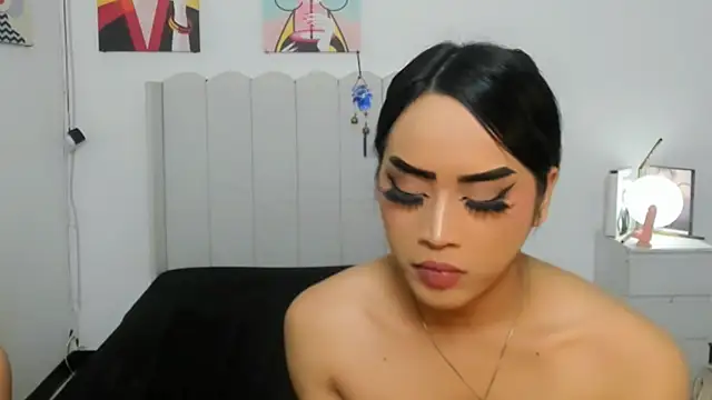 MirandaSterling live XXX chat