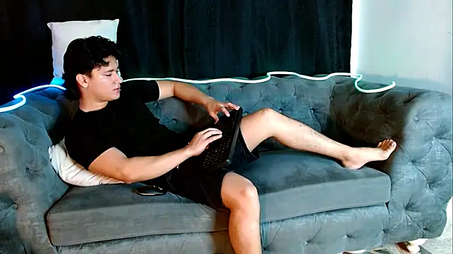 Liam_Chameliam – Naživo XXX chat