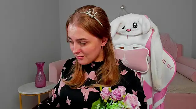 EllaBells' Live XXX Chat