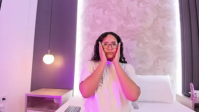 Chat +18 de alysson_moon_ ao vivo