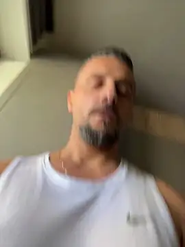 Онлайн чат XXX InsaneMattt