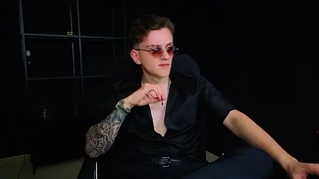 FelixStarkk – Naživo XXX chat